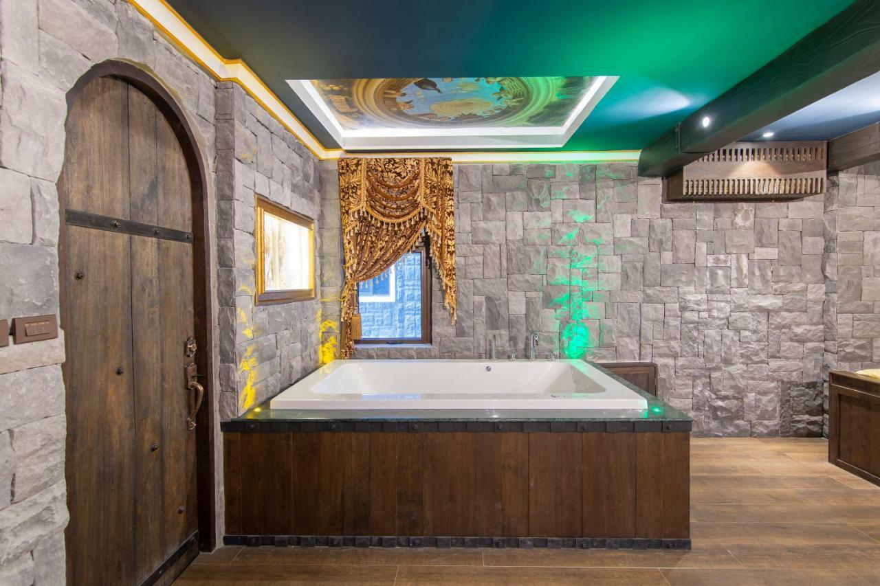 Castle Suites Pattaya Bagian luar foto